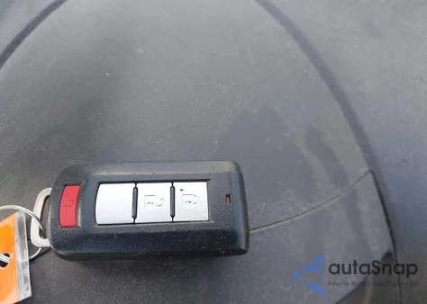 2015 Mitsubishi Mirage Es z USA, uszkodzony, nr VIN ML32A4HJ0FH054423